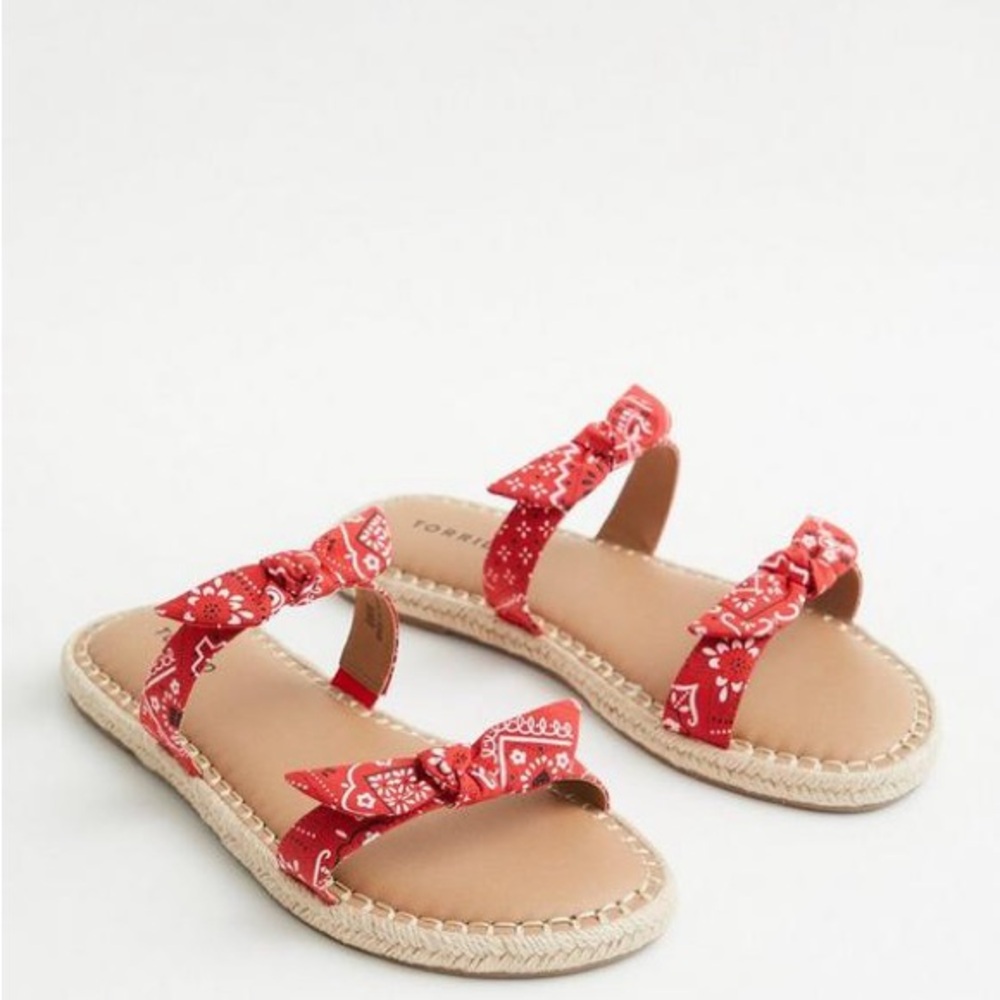 Torrid Dual Bow Strap Slide sz-8.5ww